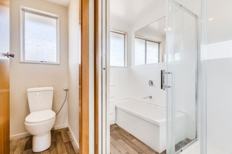 Photo of property in 48 Kent Lodge Avenue, Avonhead, Christchurch, 8042