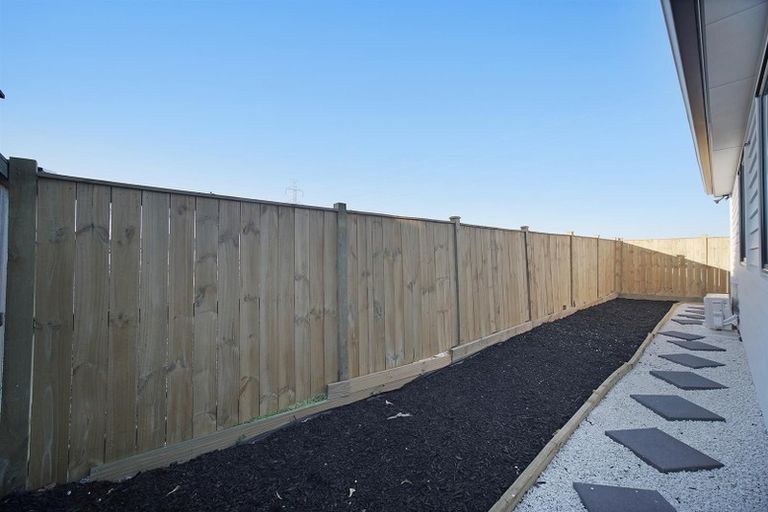 Photo of property in 30 Cloonlyon Drive, Flat Bush, Auckland, 2019