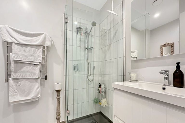 Photo of property in 1/81g Mapou Road, Hobsonville, Auckland, 0616