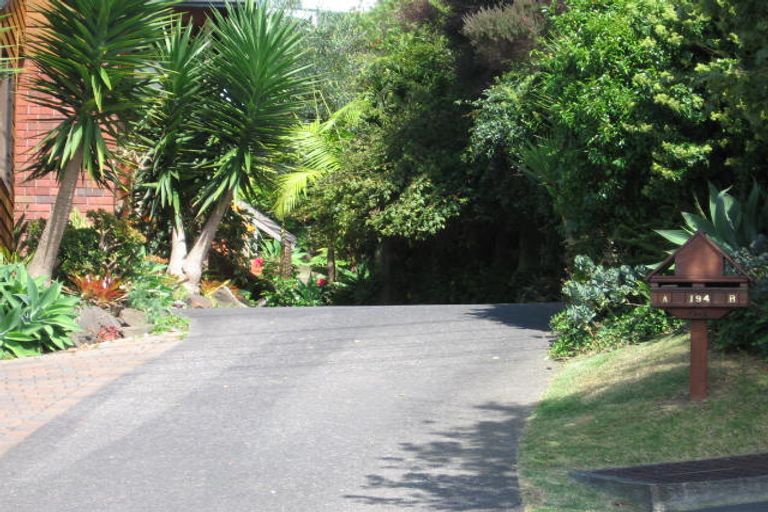 Photo of property in 1/194 Glenvar Road, Torbay, Auckland, 0630