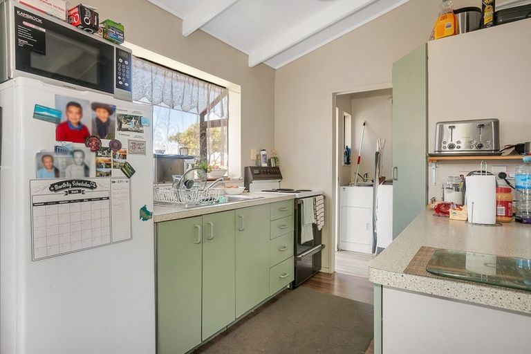 Photo of property in 24 Freda Place, Favona, Auckland, 2024