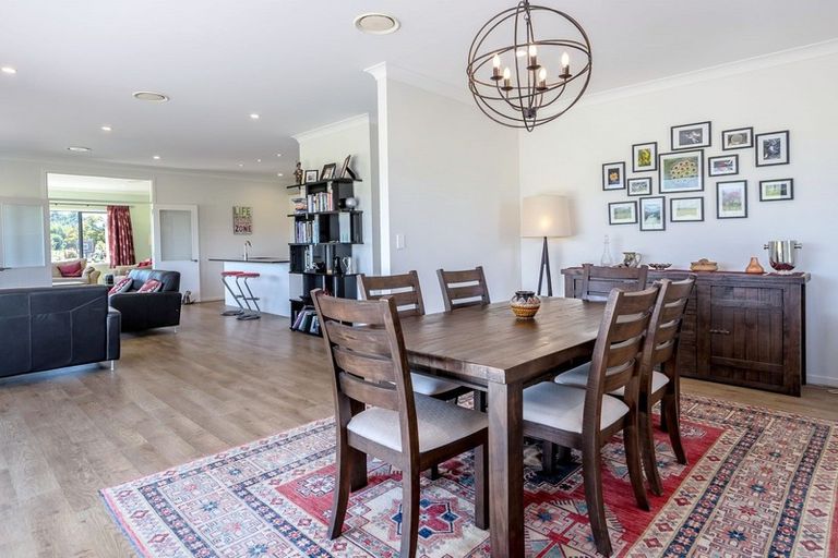 Photo of property in 33 Spencer Lane, Greytown, 5712