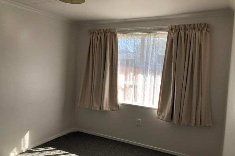 Photo of property in 93 Chelwood Street, Takaro, Palmerston North, 4412