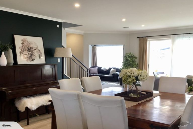 Photo of property in 29 Nganui Avenue, Takanini, 2112