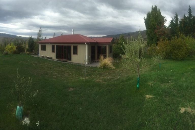 Photo of property in 71 Hall Road, Bannockburn, Cromwell, 9384