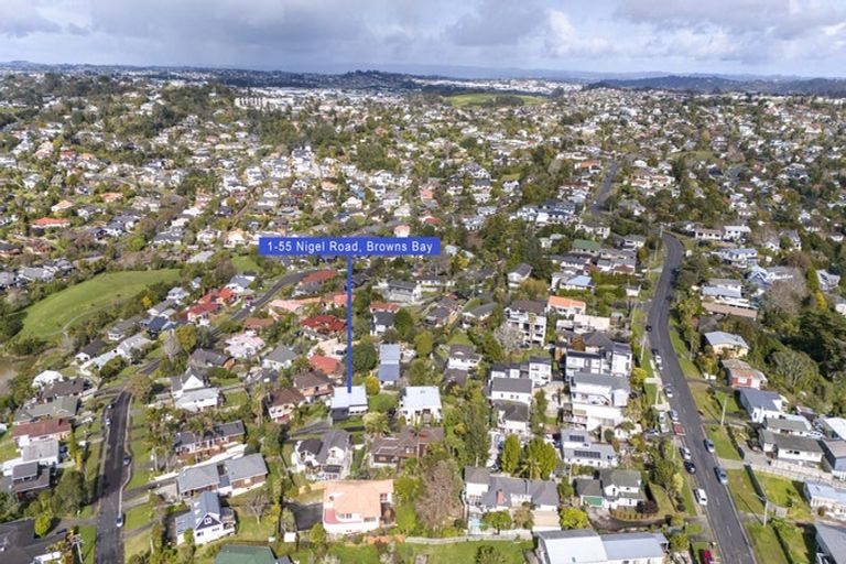 Photo of property in 1/55 Nigel Road, Browns Bay, Auckland, 0630
