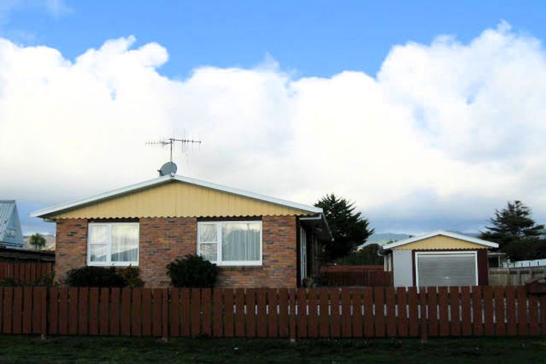 Photo of property in 44 Michael Road, Paraparaumu Beach, Paraparaumu, 5032
