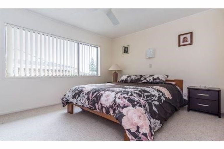 Photo of property in 75a/2 West Coast Road, Glen Eden, Auckland, 0602