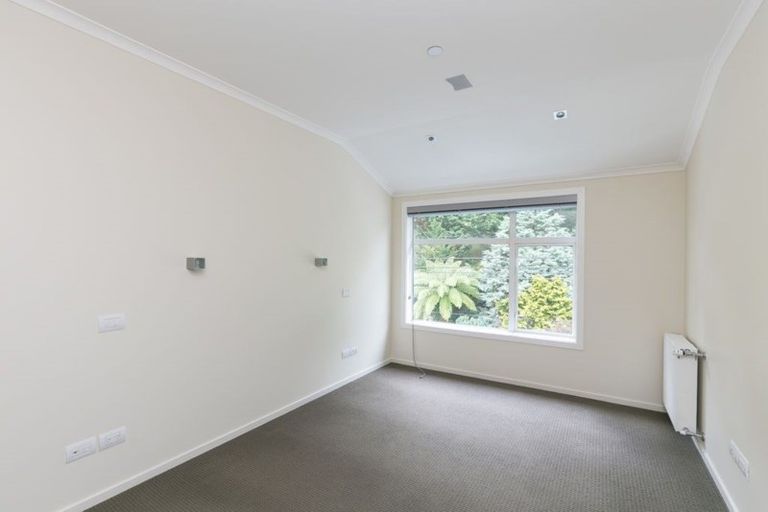 Photo of property in 12a Glenmore Street, Thorndon, Wellington, 6011