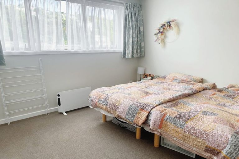 Photo of property in 60u2 Broderick Road, Johnsonville, Wellington, 6037