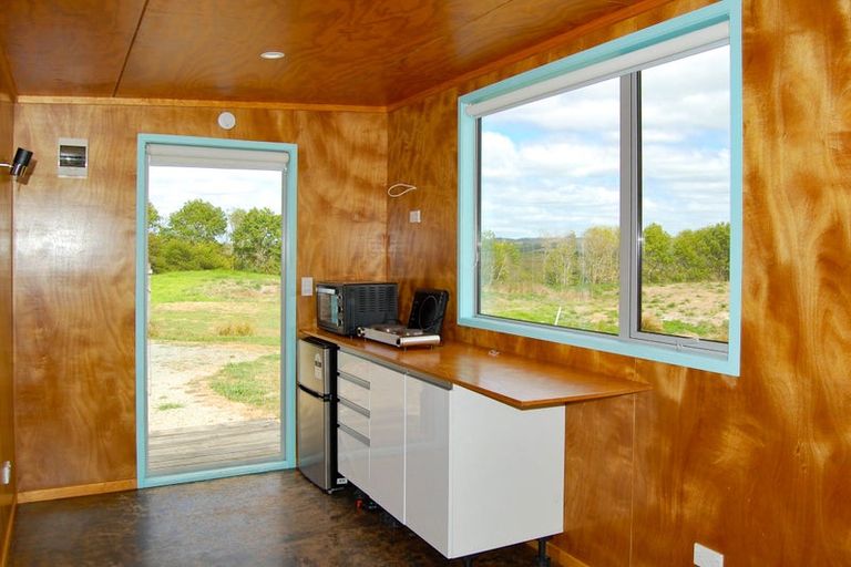 Photo of property in 306d Oneriri Road, Kaiwaka, 0573