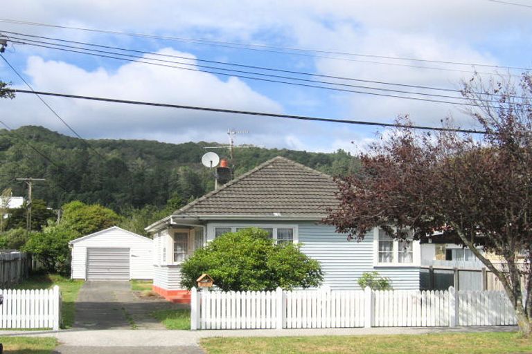 Photo of property in 7 Miro Street, Trentham, Upper Hutt, 5018