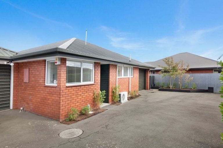 Photo of property in 1/16 Peverel Street, Riccarton, Christchurch, 8011