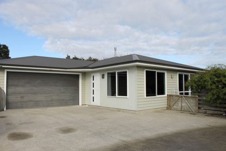 Photo of property in 24 Peel Street, Westport, 7825