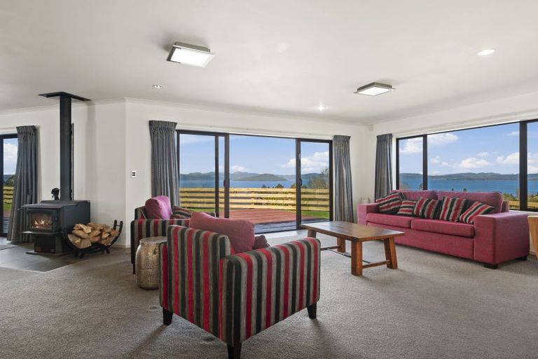 Photo of property in 4 Atkins Lane, Hamurana, Rotorua, 3097