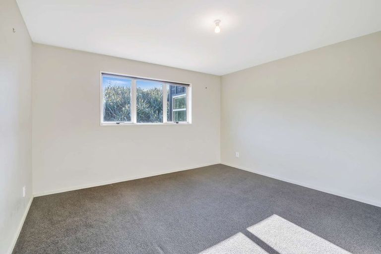 Photo of property in 3 Mowhia Grove, Waitarere, Levin, 5510
