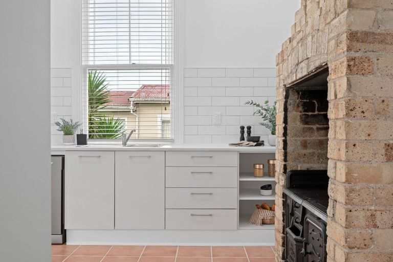 Photo of property in 6 Johnson Street, Dinsdale, Hamilton, 3204