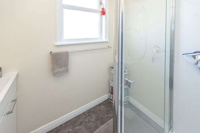 Photo of property in 46 Kowhai Street, Castlecliff, Whanganui, 4501