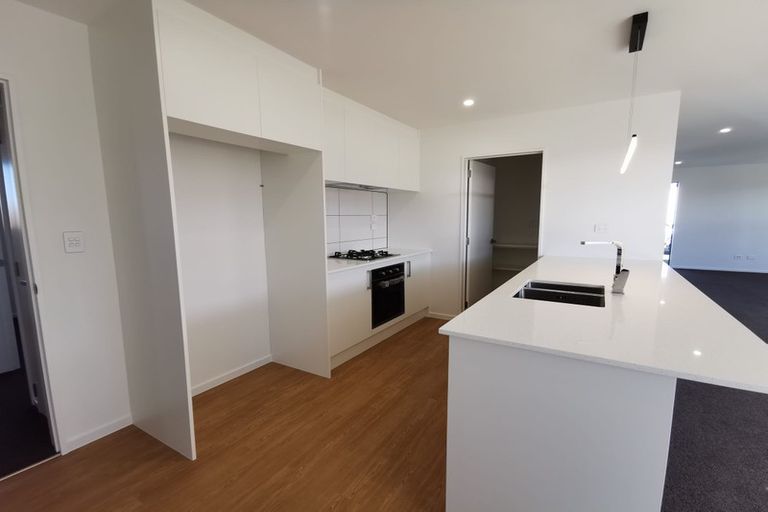 Photo of property in 19 Lewis Crescent, Rolleston, 7614