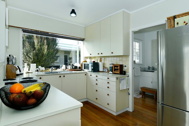 Photo of property in 30 Fergusson Street, Stoke, Nelson, 7011