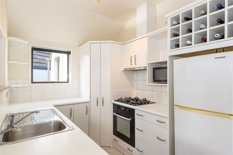 Photo of property in 43n Waimairi Road, Upper Riccarton, Christchurch, 8041