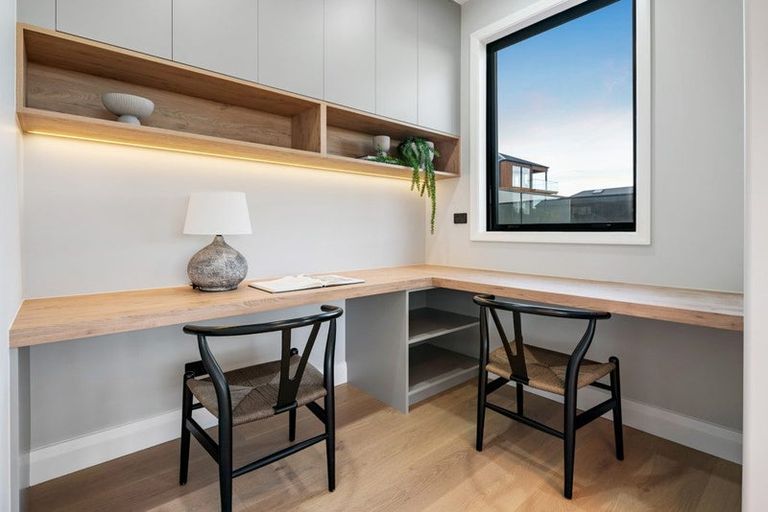 Photo of property in 36 Waitai Close, Long Bay, Auckland, 0630