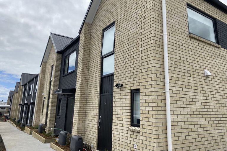 Photo of property in 4/125b Metcalfe Road, Ranui, Auckland, 0612