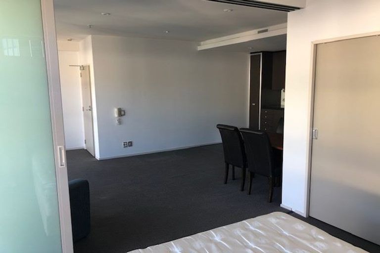 Photo of property in Summit Apartments, 23/184 Molesworth Street, Thorndon, Wellington, 6011