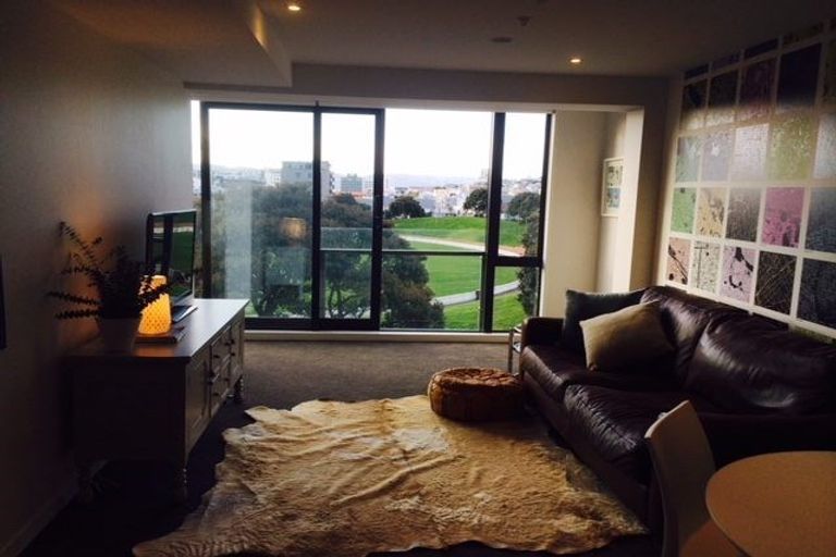 Photo of property in Nouvo Apartments, 4a/21 Rugby Street, Mount Cook, Wellington, 6021