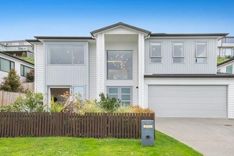 Photo of property in 140 Arran Point Parade, Orewa, 0931