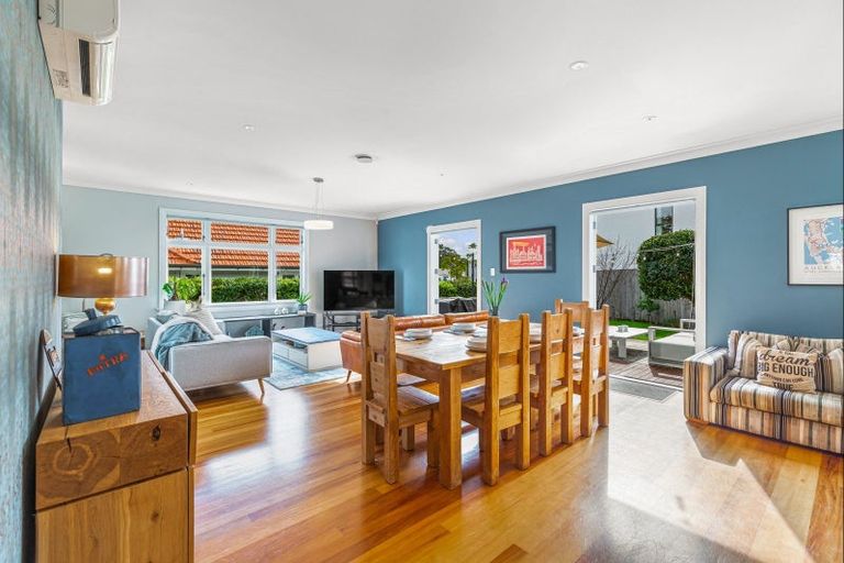 Photo of property in 1 Sunderland Avenue, Hobsonville, Auckland, 0616