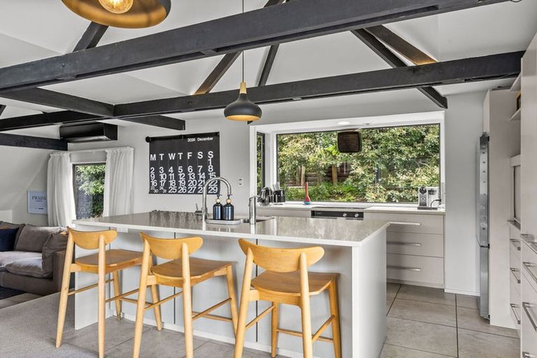 Photo of property in 1/33a Hackthorne Road, Cashmere, Christchurch, 8022