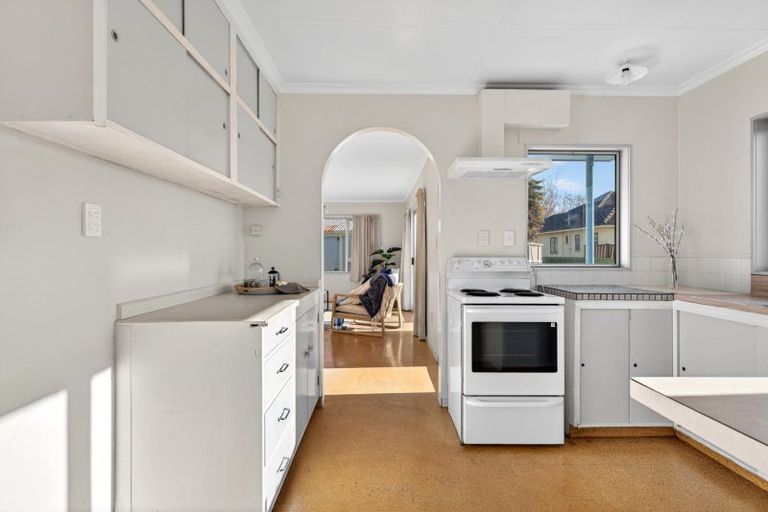 Photo of property in 18b Barton Avenue, Marewa, Napier, 4110