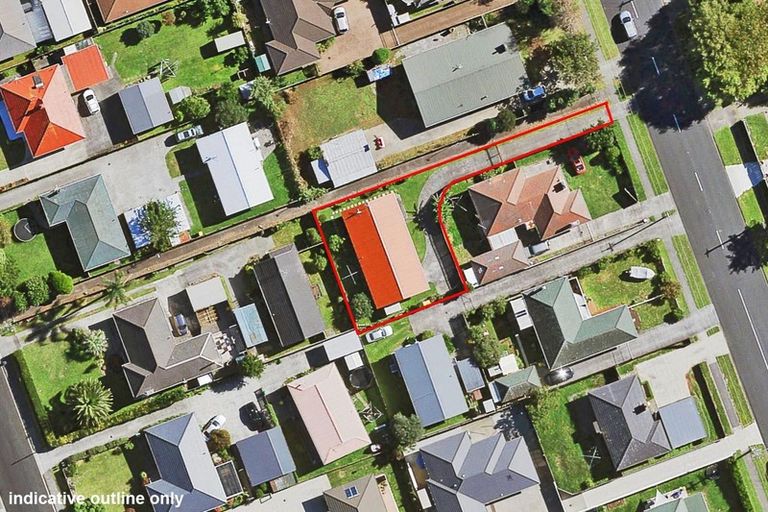 Photo of property in 2/24 Grove Road, Papakura, 2110