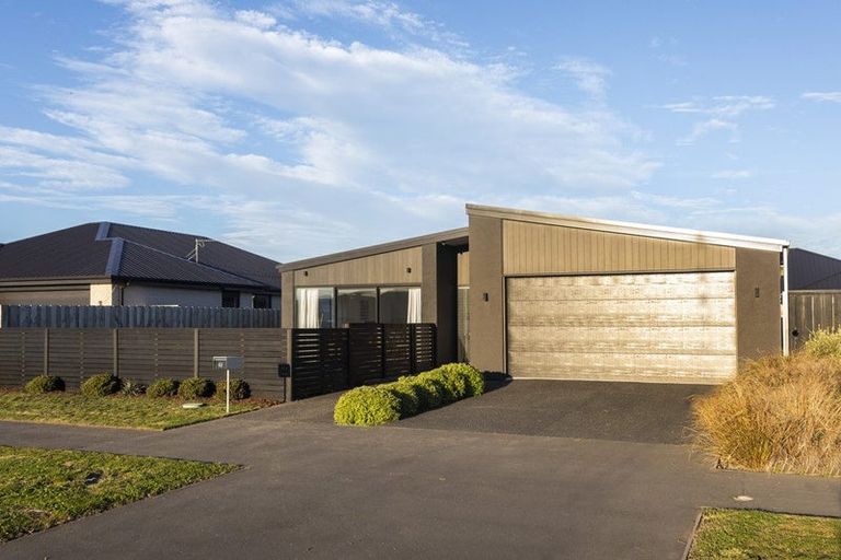 Photo of property in 46 Blakes Road, Belfast, Christchurch, 8051