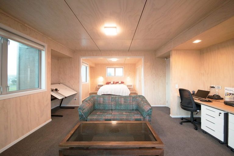 Photo of property in 1 Roore Street, Foxton Beach, Foxton, 4815