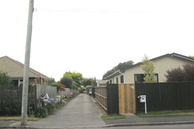 Photo of property in 24 Croziers Road, St Albans, Christchurch, 8052