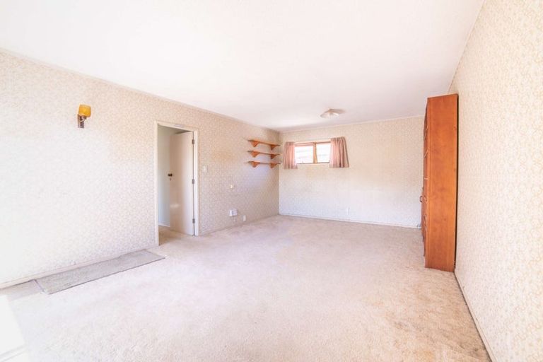 Photo of property in 51 Becroft Drive, Forrest Hill, Auckland, 0620