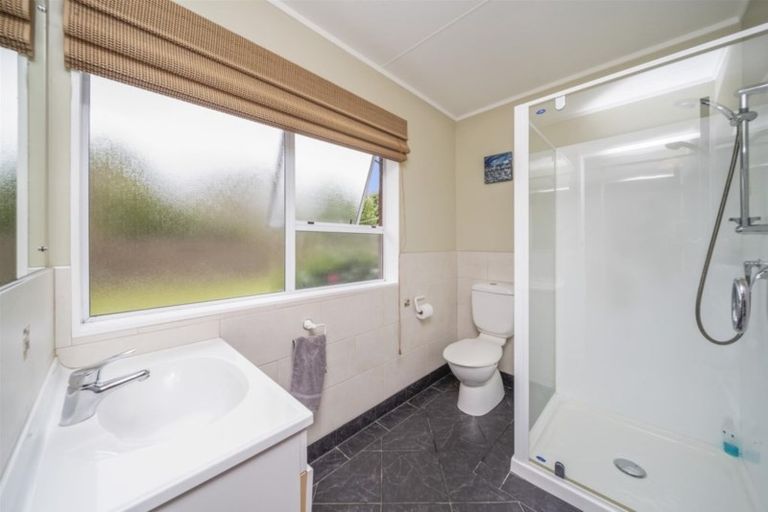 Photo of property in 11 Matai Place, Hawera, 4610