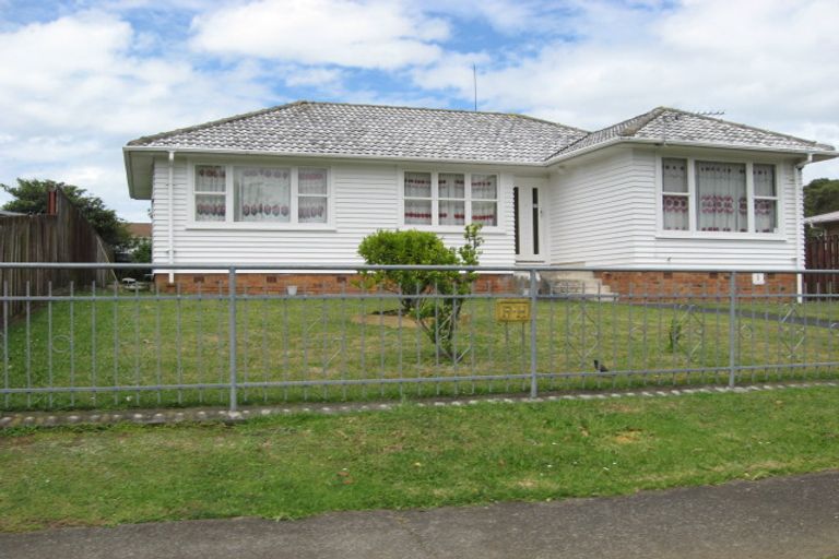 Photo of property in 67 Friesian Drive, Mangere, Auckland, 2022