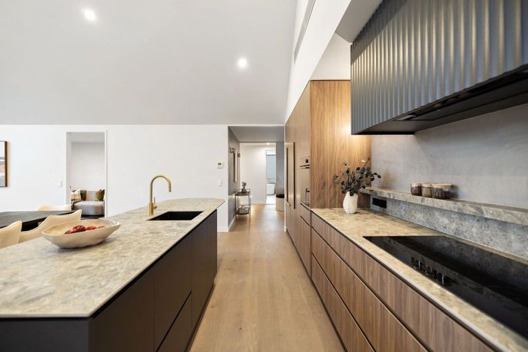 Photo of property in 18 Taurus Lane, Jacks Point, 9371