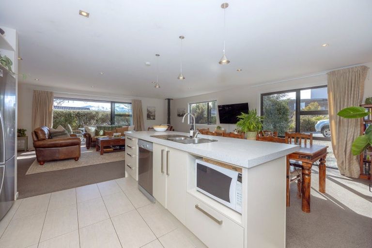 Photo of property in 16 Islington Place, Wanaka, 9305