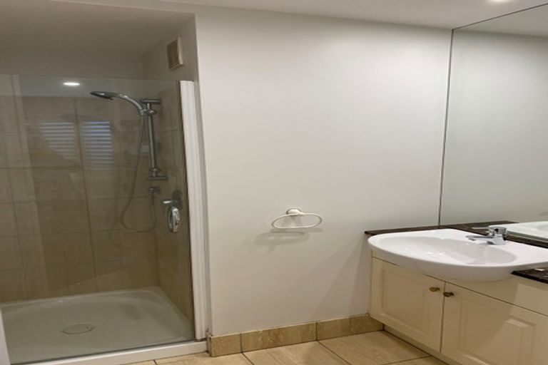 Photo of property in 13/22u Oriental Terrace, Oriental Bay, Wellington, 6011