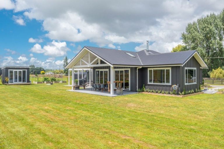 Photo of property in 96 Lindsay Road, Waipukurau, 4283