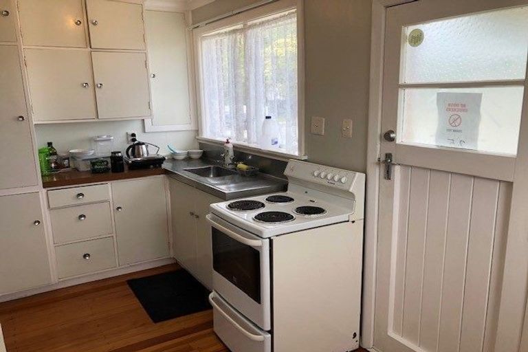 Photo of property in 25 Nile Street, Waterloo, Lower Hutt, 5011