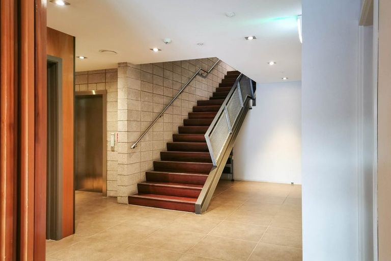 Photo of property in Masina Apartments, 305/80 Riddiford Street, Newtown, Wellington, 6021