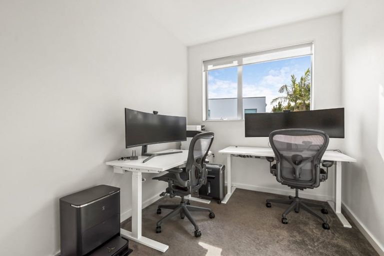 Photo of property in 17a Waitemata Road, Hauraki, Auckland, 0622