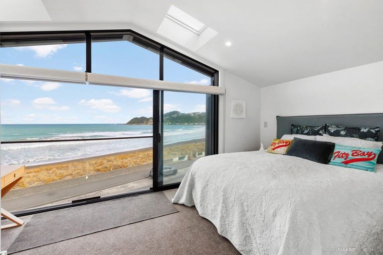 Photo of property in 8b Lyall Parade, Lyall Bay, Wellington, 6022