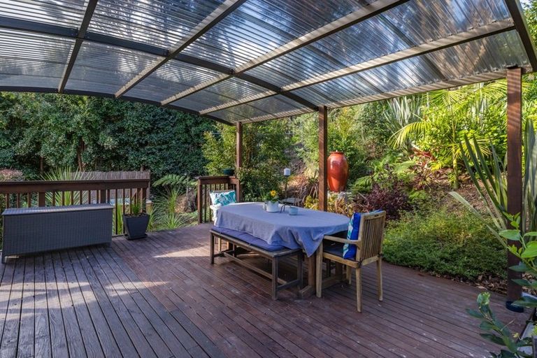 Photo of property in 6 Puketiro Place, Paihia, 0200