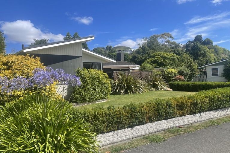 Photo of property in 23 Kent Terrace, Taradale, Napier, 4112